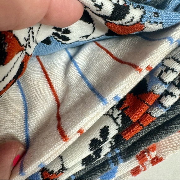 New Disney Christmas themed holiday socks. 9 pairs of trainer socks. - Picture 6 of 12